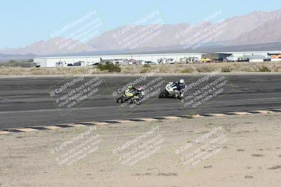 media/Jan-16-2026-CVMA Friday Practice (Fri) [[6f2bf47531]]/5-Racer 4-Trackday1/Session 2 (Bowl)/